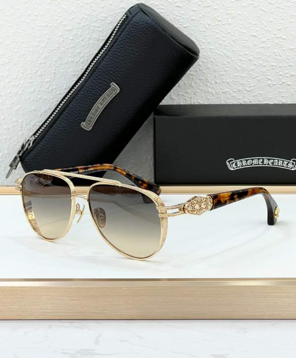 Picture of Chrome Hearts Sunglasses _SKUfw66635031fw